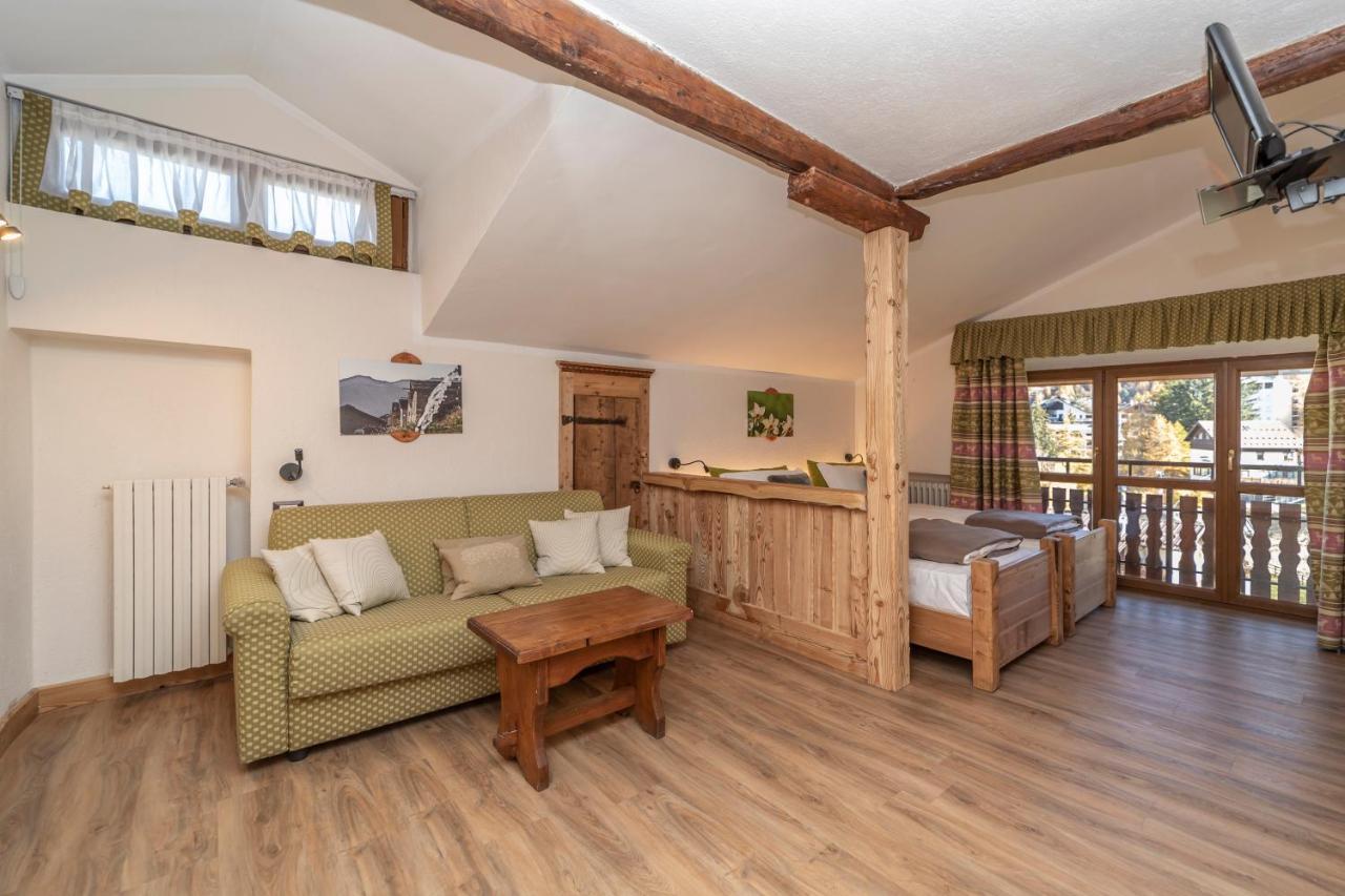 Hotel Stella Alpina ウルクス エクステリア 写真